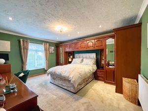 Photo 8- click for photo gallery